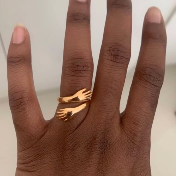 ✨3for$38✨ New 18KGP ‘Self Love’ Hugging Hands Adjustable Bypass Ring Gold Silver - Picture 14 of 16